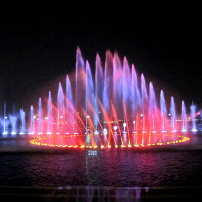 新疆漂浮喷泉